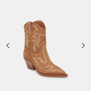 Brand New, Never Worn, Dolce Vita Runa boot in Whiskey Nubuck. Cowboy style.